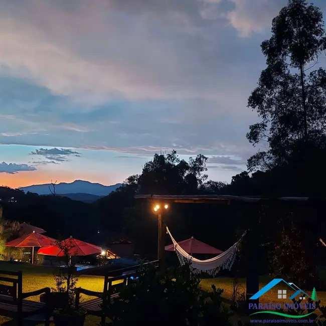 Pousada com 7 quartos à venda, 450m2 em Centro, Santo Antonio Do Pinhal - SP - imagem 3 Foto 3 de Pousada com 7 quartos à venda, 450m2 em Centro, Santo Antonio Do Pinhal - SP