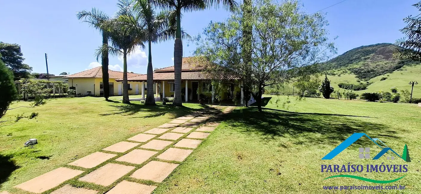 Chácara com 4 quartos à venda em Centro, Paraisopolis - MG - imagem 3 Foto 3 de Chácara com 4 quartos à venda em Centro, Paraisopolis - MG