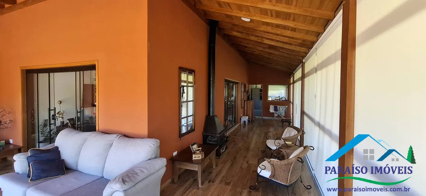 Foto 1 de Chácara com 3 quartos à venda, 36000m2 em Centro, Paraisopolis - MG