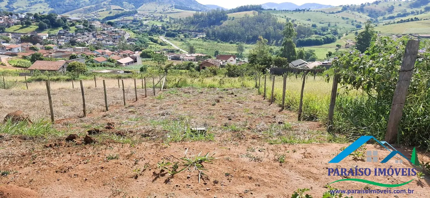 Foto 1 de Terreno / Lote à venda, 150m2 em Centro, Paraisopolis - MG
