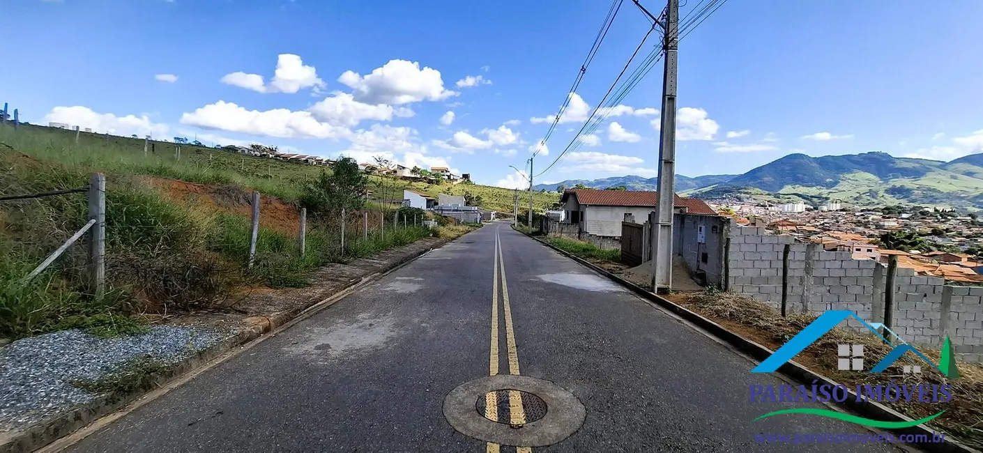 Terreno / Lote à venda, 150m2 em Centro, Paraisopolis - MG - imagem 4 Foto 4 de Terreno / Lote à venda, 150m2 em Centro, Paraisopolis - MG