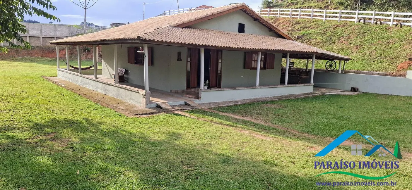Casa com 2 quartos à venda, 92m2 em Centro, Paraisopolis - MG - imagem 4 Foto 4 de Casa com 2 quartos à venda, 92m2 em Centro, Paraisopolis - MG