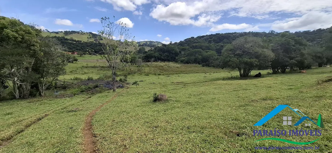 Chácara à venda, 9900m2 em Centro, Paraisopolis - MG - imagem 6 Foto 6 de Chácara à venda, 9900m2 em Centro, Paraisopolis - MG