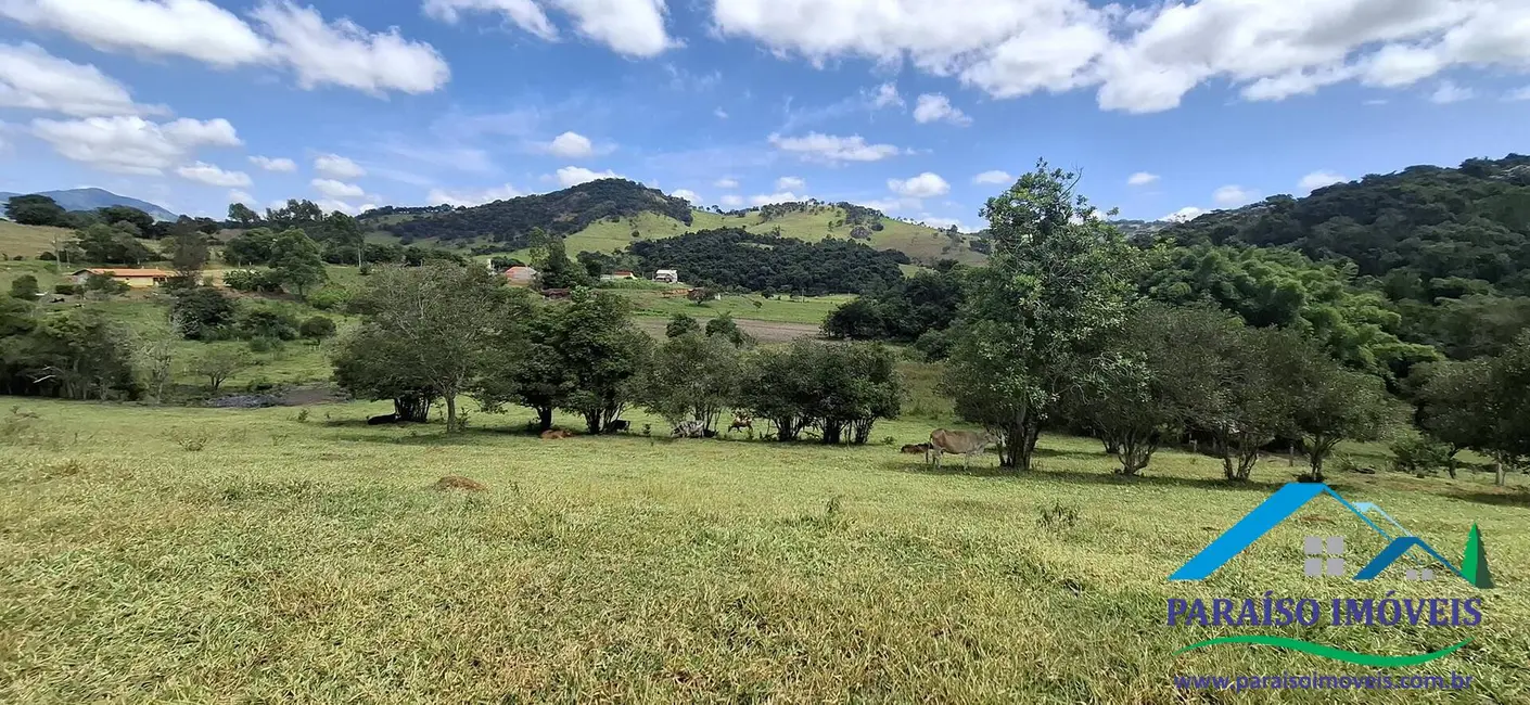 Chácara à venda, 9900m2 em Centro, Paraisopolis - MG - imagem 3 Foto 3 de Chácara à venda, 9900m2 em Centro, Paraisopolis - MG