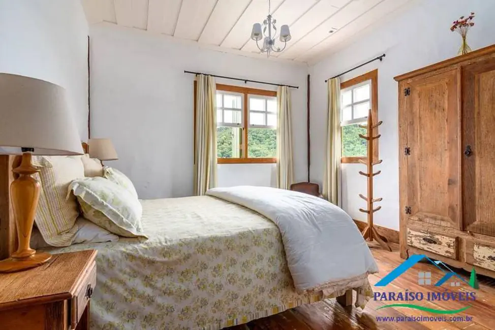 Foto 10 de Chácara à venda, 600m2 em Centro, Goncalves - MG