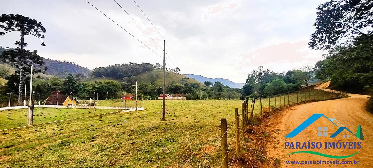 Foto 8 de Chácara com 2 quartos à venda, 250m2 em Centro, Goncalves - MG