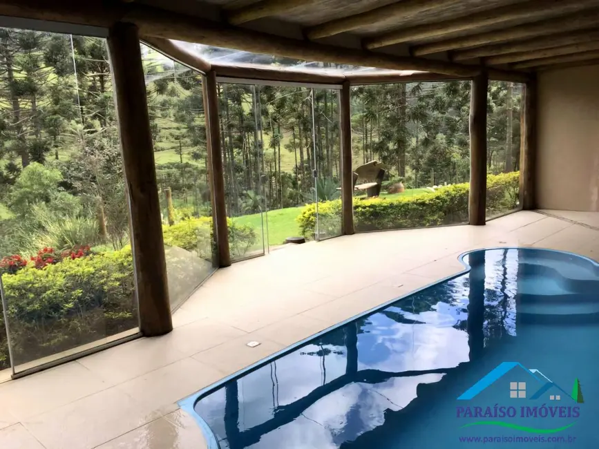 Casa com 4 quartos à venda, 350m2 em Centro, Goncalves - MG - imagem 6 Foto 6 de Casa com 4 quartos à venda, 350m2 em Centro, Goncalves - MG