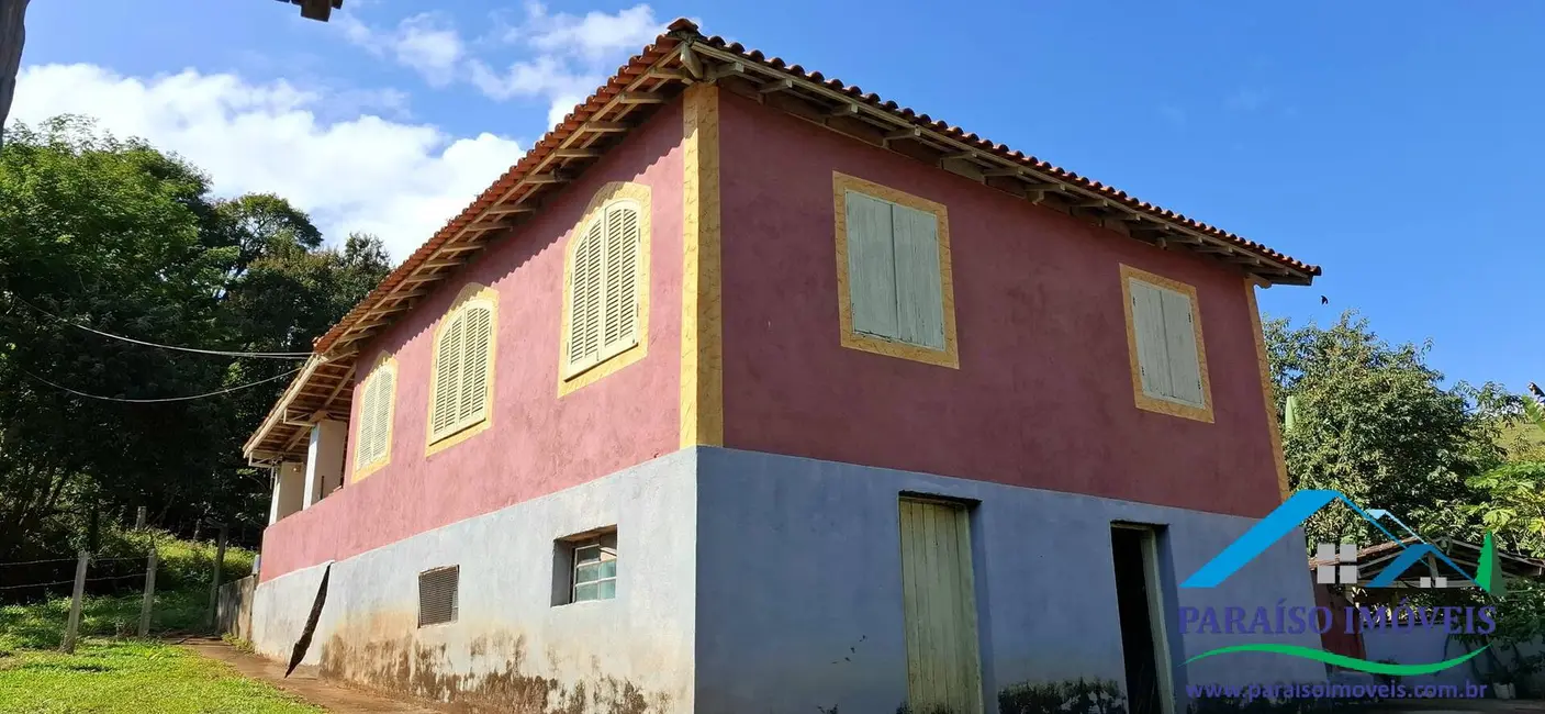 Foto 1 de Sítio / Rancho com 4 quartos à venda, 36000m2 em Centro, Paraisopolis - MG