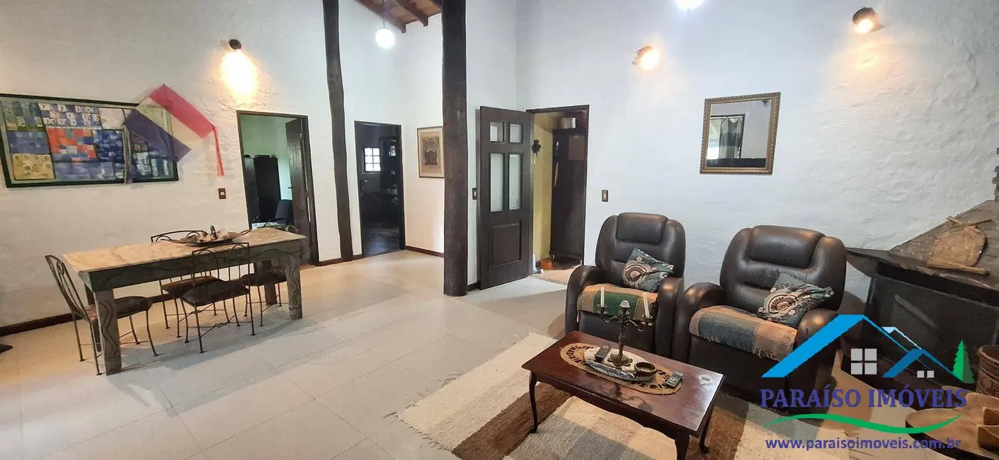 Foto 2 de Casa à venda, 170m2 em Centro, Goncalves - MG
