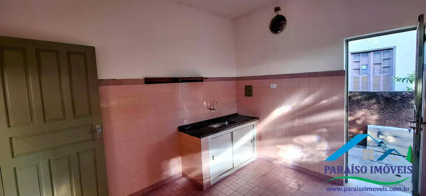 Casa com 5 quartos à venda, 153m2 em Centro, Paraisopolis - MG - imagem 5 Foto 5 de Casa com 5 quartos à venda, 153m2 em Centro, Paraisopolis - MG