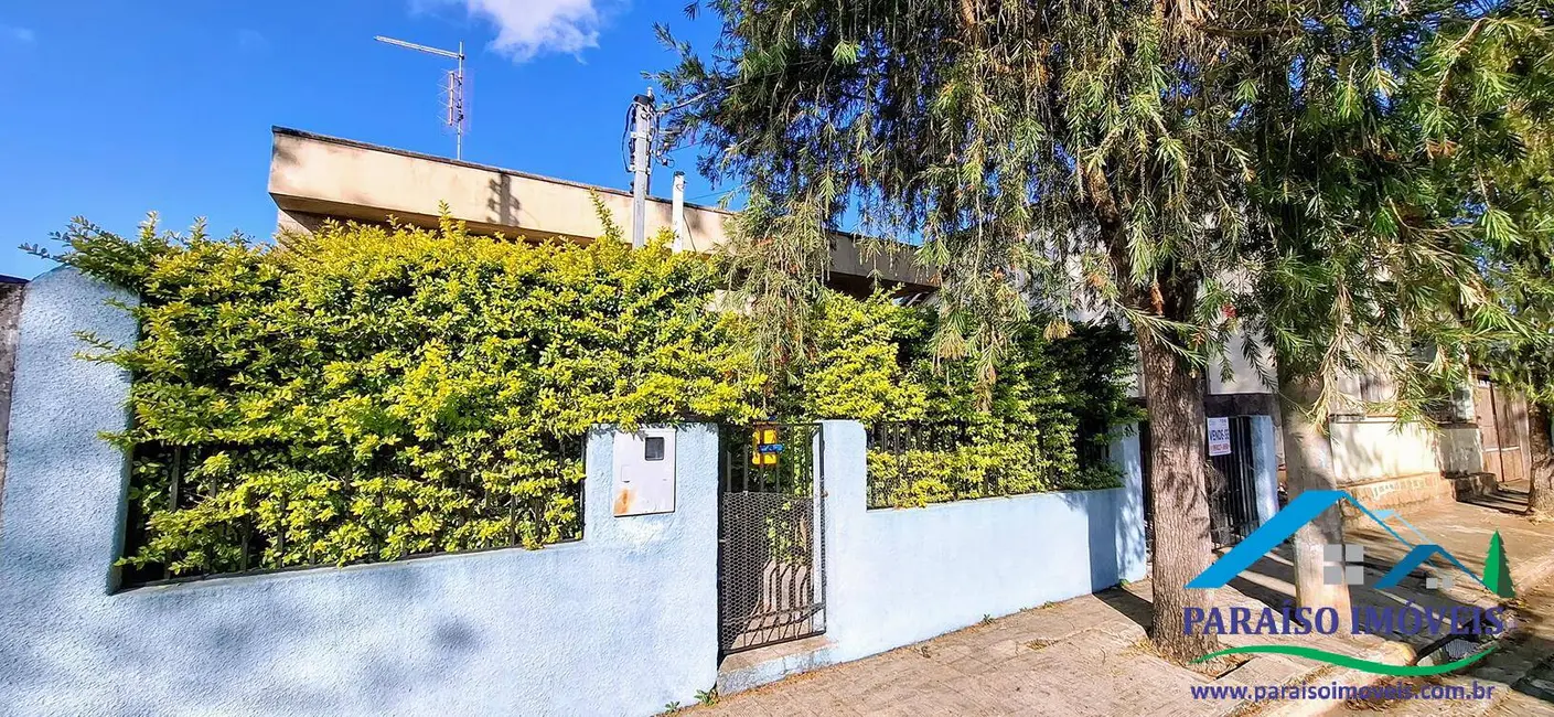 Foto 1 de Casa com 5 quartos à venda, 153m2 em Centro, Paraisopolis - MG