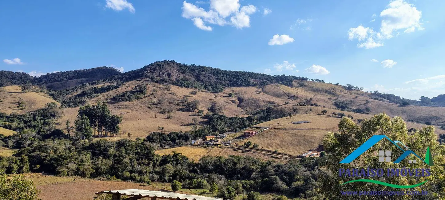 Chácara à venda, 16m2 em Centro, Paraisopolis - MG - imagem 28 Foto 28 de Chácara à venda, 16m2 em Centro, Paraisopolis - MG