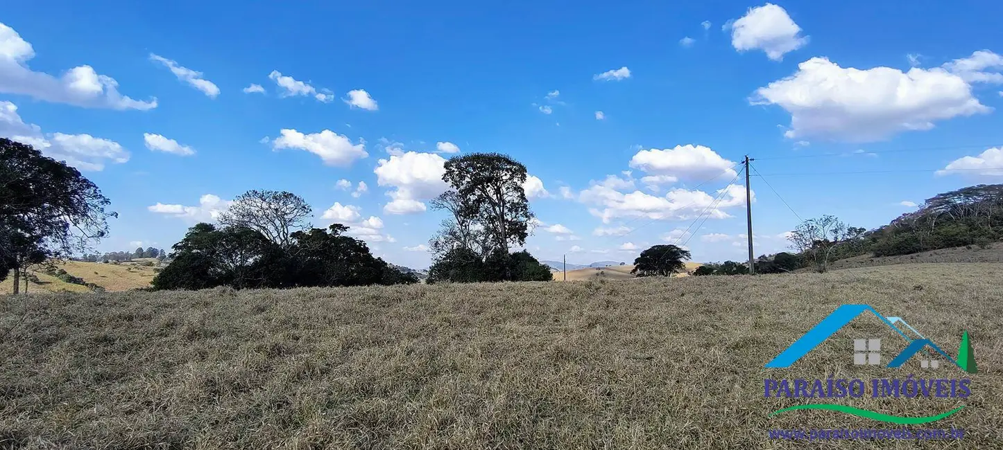 Chácara à venda, 16m2 em Centro, Paraisopolis - MG - imagem 21 Foto 21 de Chácara à venda, 16m2 em Centro, Paraisopolis - MG