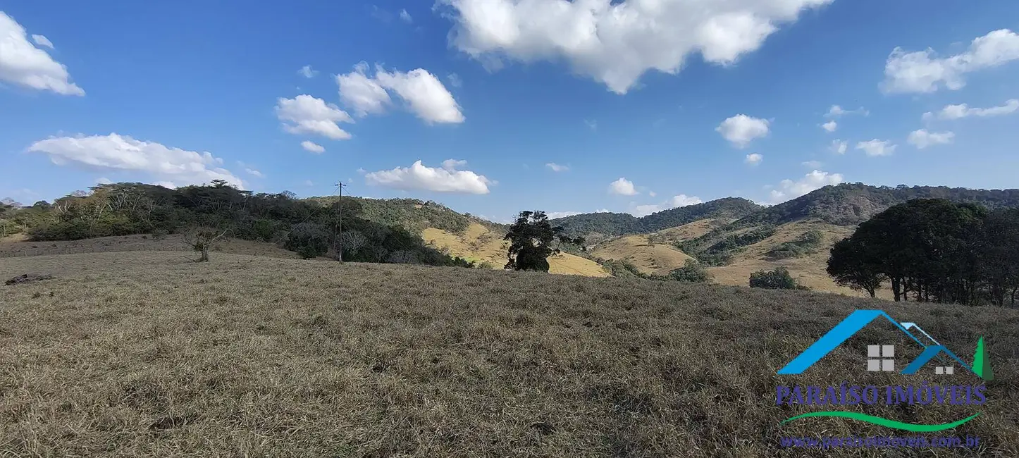 Chácara à venda, 16m2 em Centro, Paraisopolis - MG - imagem 18 Foto 18 de Chácara à venda, 16m2 em Centro, Paraisopolis - MG