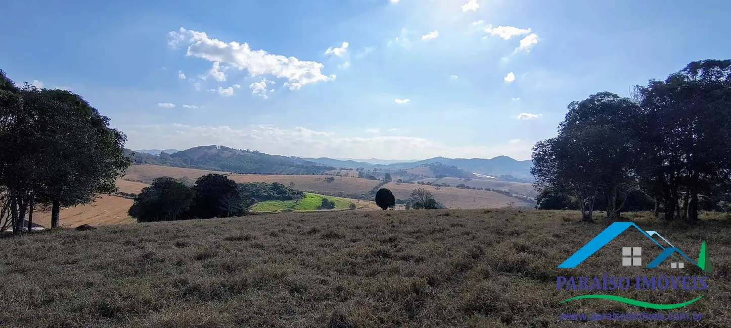 Chácara à venda, 16m2 em Centro, Paraisopolis - MG - imagem 3 Foto 3 de Chácara à venda, 16m2 em Centro, Paraisopolis - MG