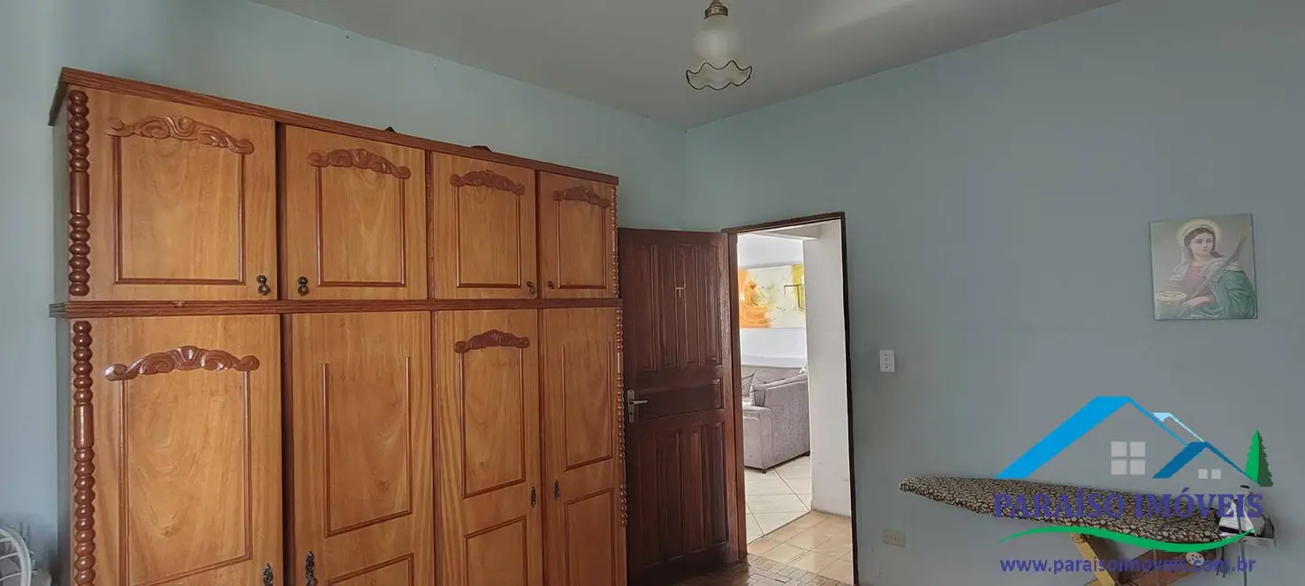 Casa com 4 quartos à venda, 160m2 em Centro, Paraisopolis - MG - imagem 6 Foto 6 de Casa com 4 quartos à venda, 160m2 em Centro, Paraisopolis - MG