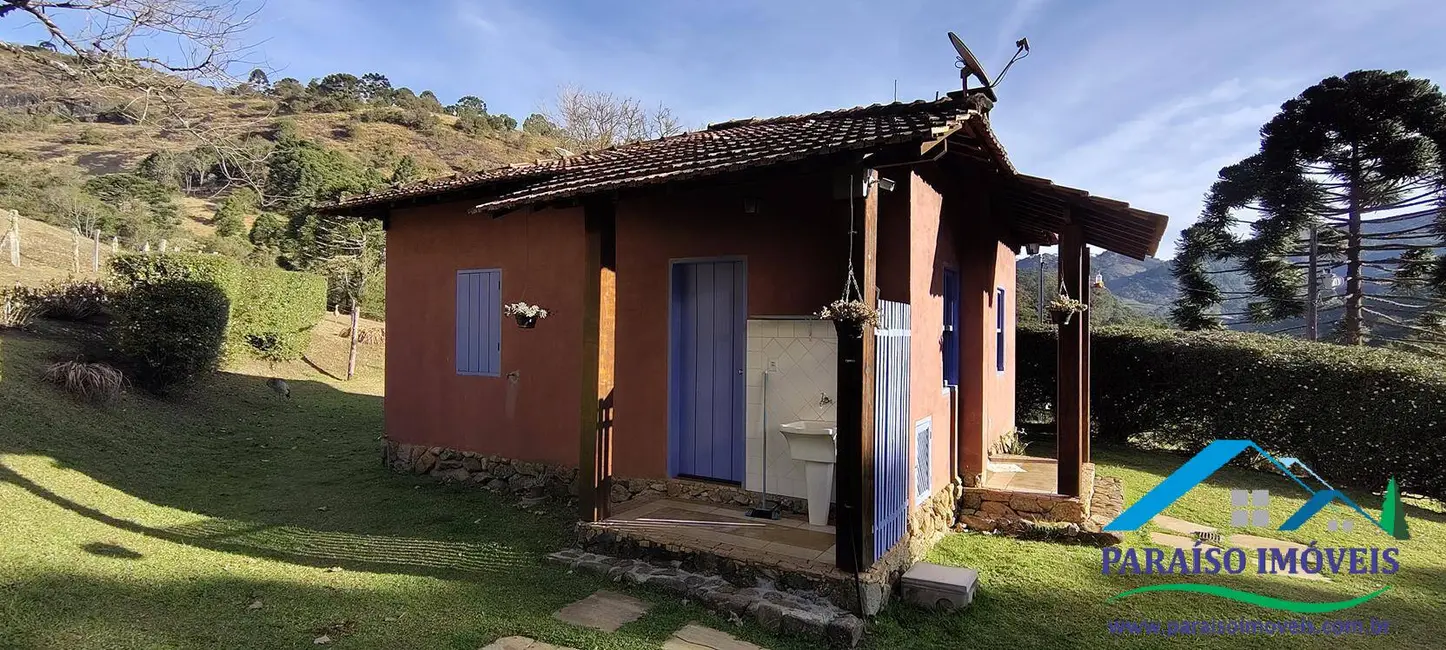 Casa com 2 quartos à venda em Centro, Goncalves - MG - imagem 7 Foto 7 de Casa com 2 quartos à venda em Centro, Goncalves - MG