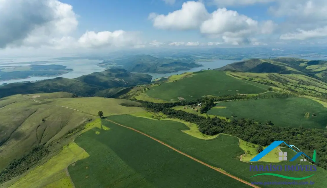 Chácara à venda, 1238m2 em Centro, Guape - MG - imagem 4 Foto 4 de Chácara à venda, 1238m2 em Centro, Guape - MG