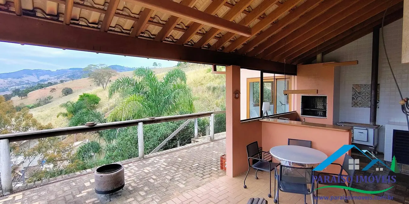 Casa com 3 quartos à venda, 350m2 em Centro, Paraisopolis - MG - imagem 8 Foto 8 de Casa com 3 quartos à venda, 350m2 em Centro, Paraisopolis - MG