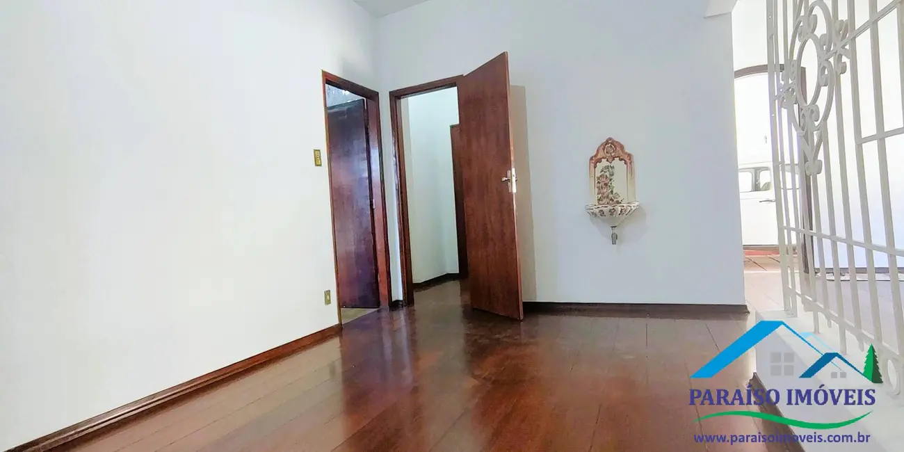 Casa com 3 quartos à venda em Centro, Paraisopolis - MG - imagem 6 Foto 6 de Casa com 3 quartos à venda em Centro, Paraisopolis - MG