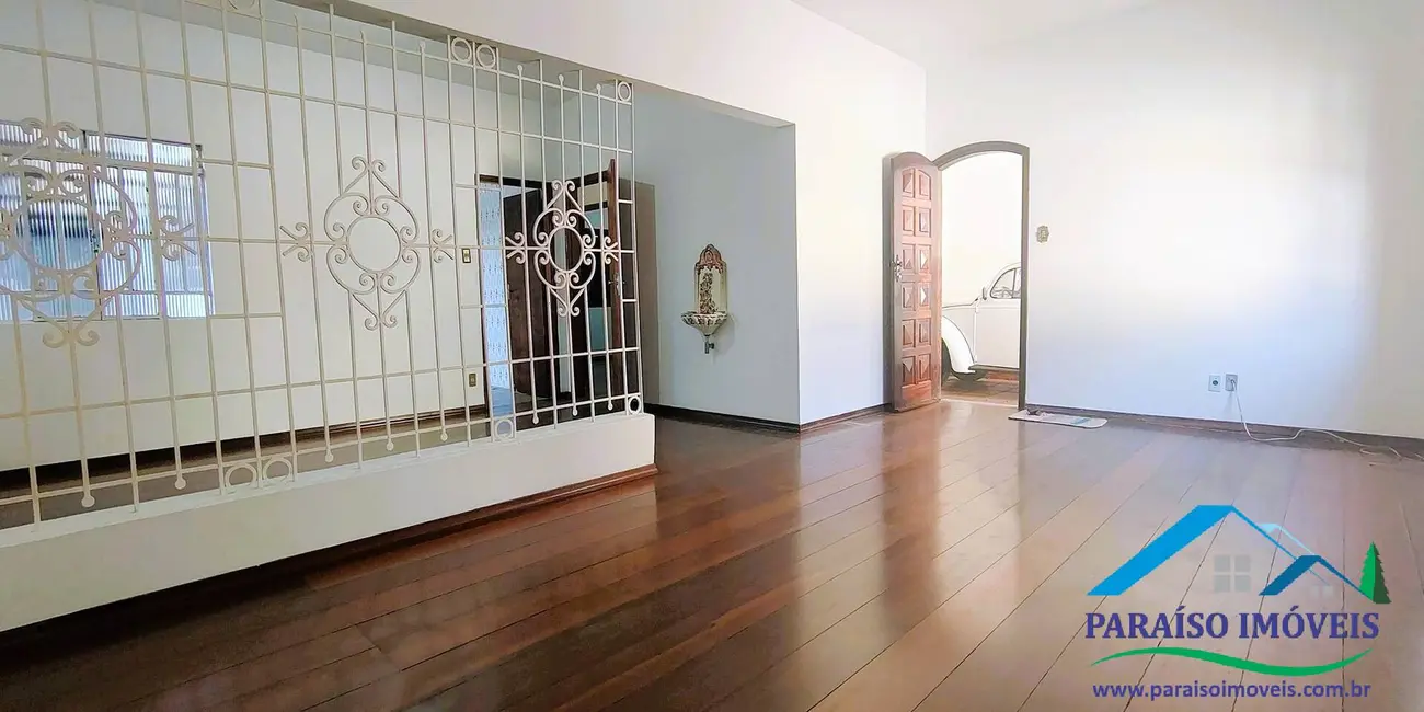 Casa com 3 quartos à venda em Centro, Paraisopolis - MG - imagem 3 Foto 3 de Casa com 3 quartos à venda em Centro, Paraisopolis - MG