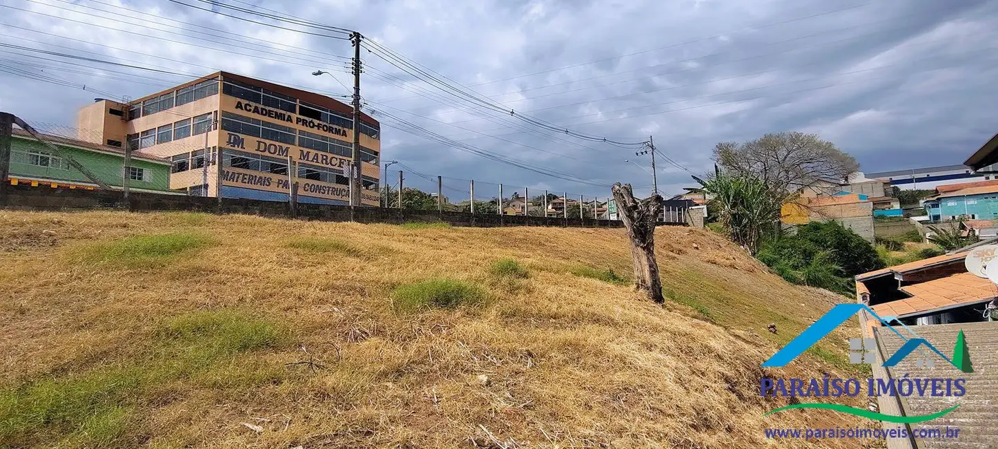 Foto 8 de Terreno / Lote para alugar, 885m2 em Centro, Paraisopolis - MG