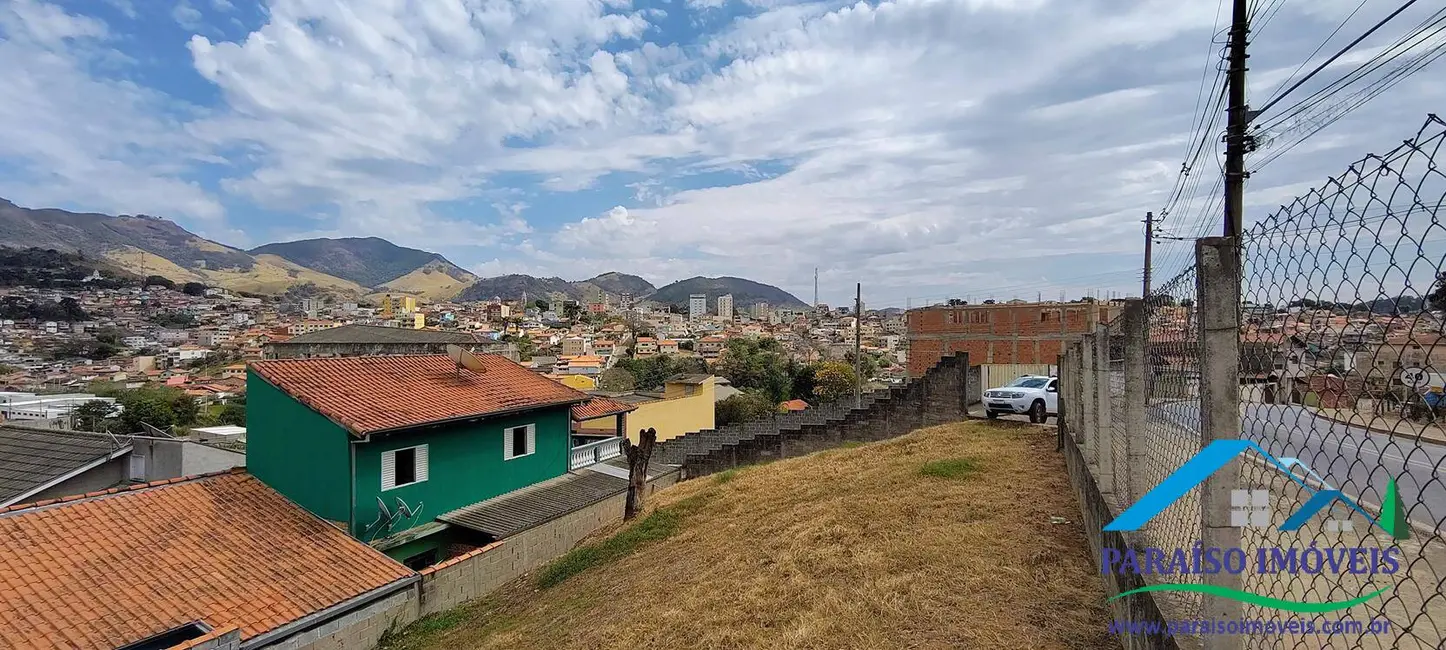 Foto 14 de Terreno / Lote para alugar, 885m2 em Centro, Paraisopolis - MG