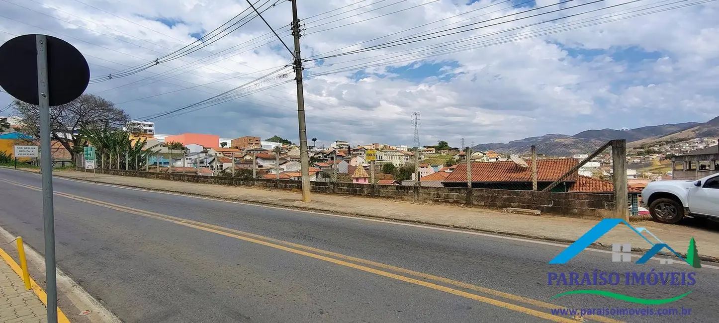 Foto 23 de Terreno / Lote para alugar, 885m2 em Centro, Paraisopolis - MG