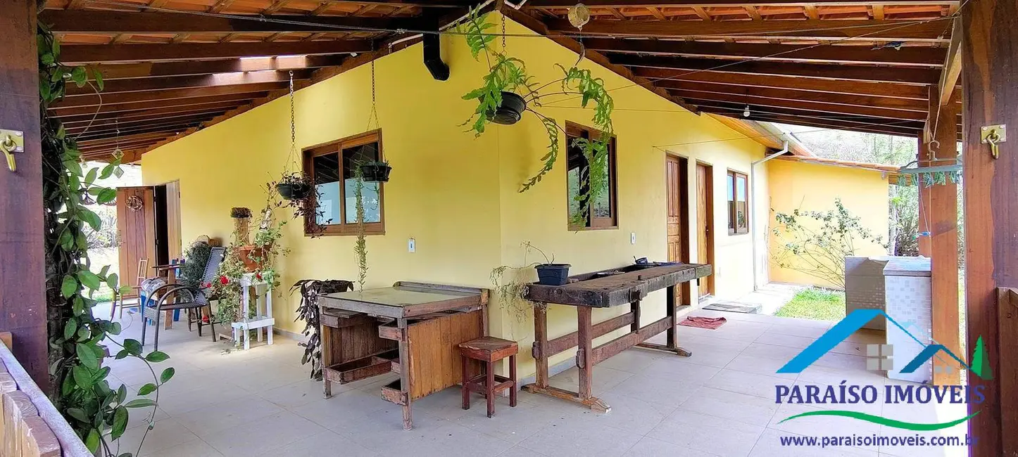 Chácara com 3 quartos à venda, 24000m2 em Centro, Paraisopolis - MG - imagem 2 Foto 2 de Chácara com 3 quartos à venda, 24000m2 em Centro, Paraisopolis - MG