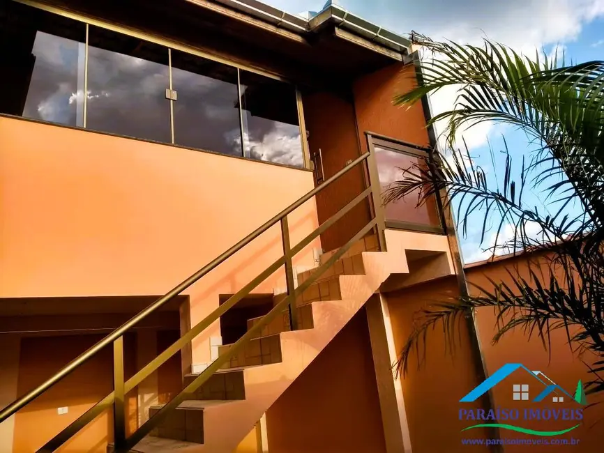 Casa com 2 quartos à venda, 150m2 em Centro, Paraisopolis - MG - imagem 3 Foto 3 de Casa com 2 quartos à venda, 150m2 em Centro, Paraisopolis - MG