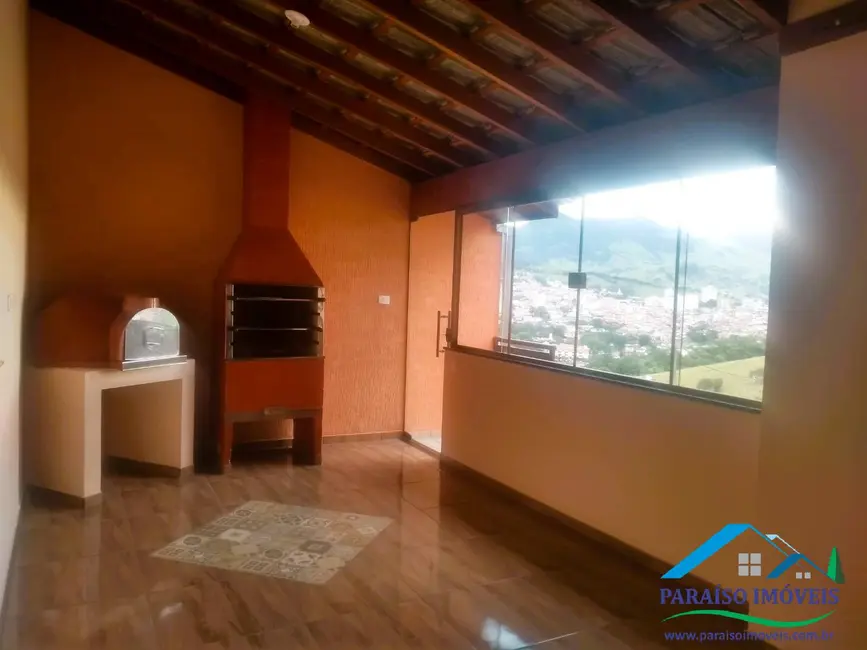 Casa com 2 quartos à venda, 150m2 em Centro, Paraisopolis - MG - imagem 4 Foto 4 de Casa com 2 quartos à venda, 150m2 em Centro, Paraisopolis - MG