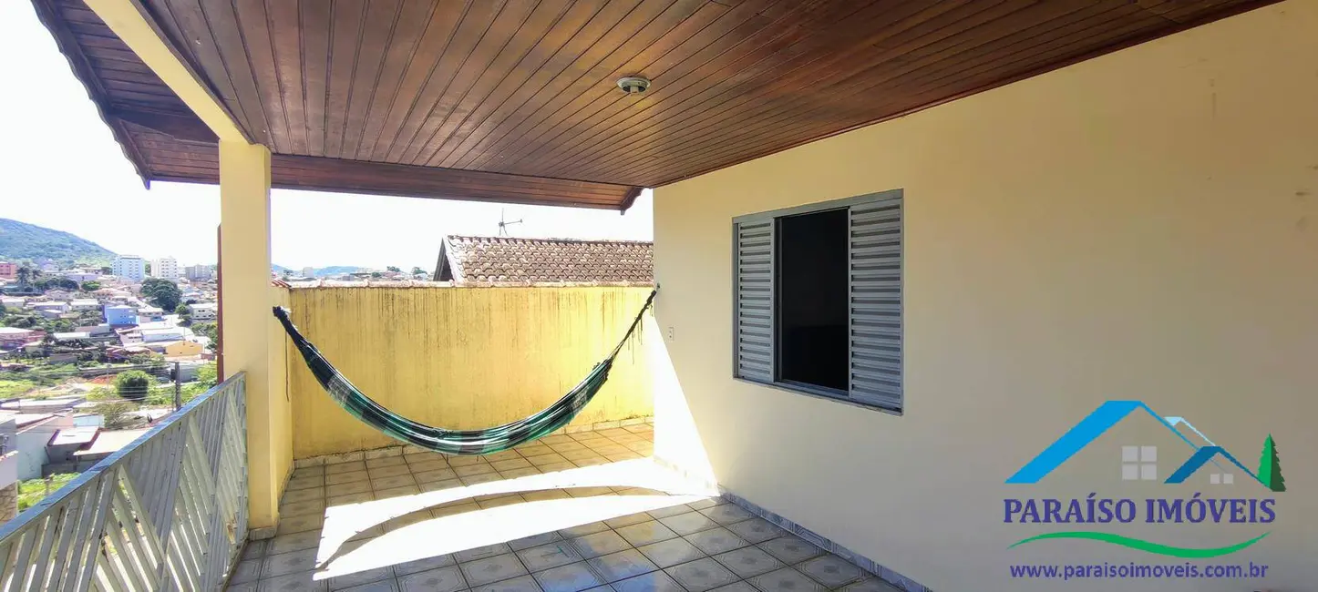 Casa com 3 quartos à venda, 198m2 em Centro, Paraisopolis - MG - imagem 5 Foto 5 de Casa com 3 quartos à venda, 198m2 em Centro, Paraisopolis - MG