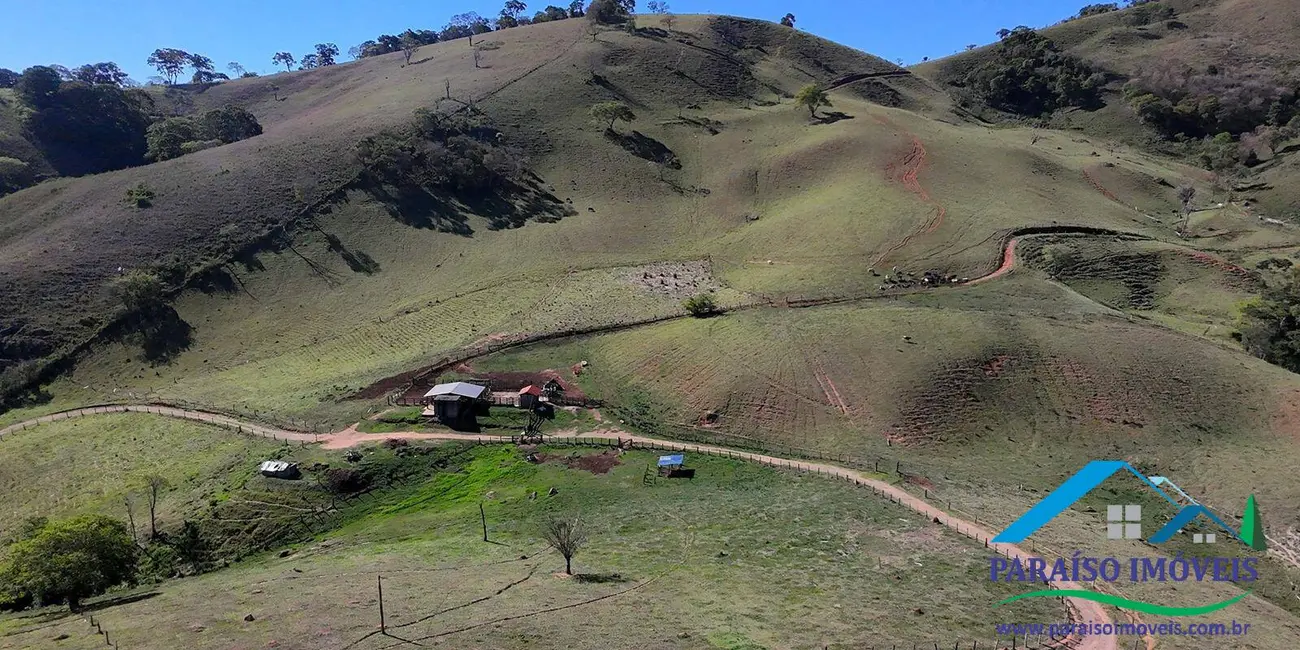 Fazenda / Haras com 3 quartos à venda, 82m2 em Centro, Paraisopolis - MG - imagem 4 Foto 4 de Fazenda / Haras com 3 quartos à venda, 82m2 em Centro, Paraisopolis - MG