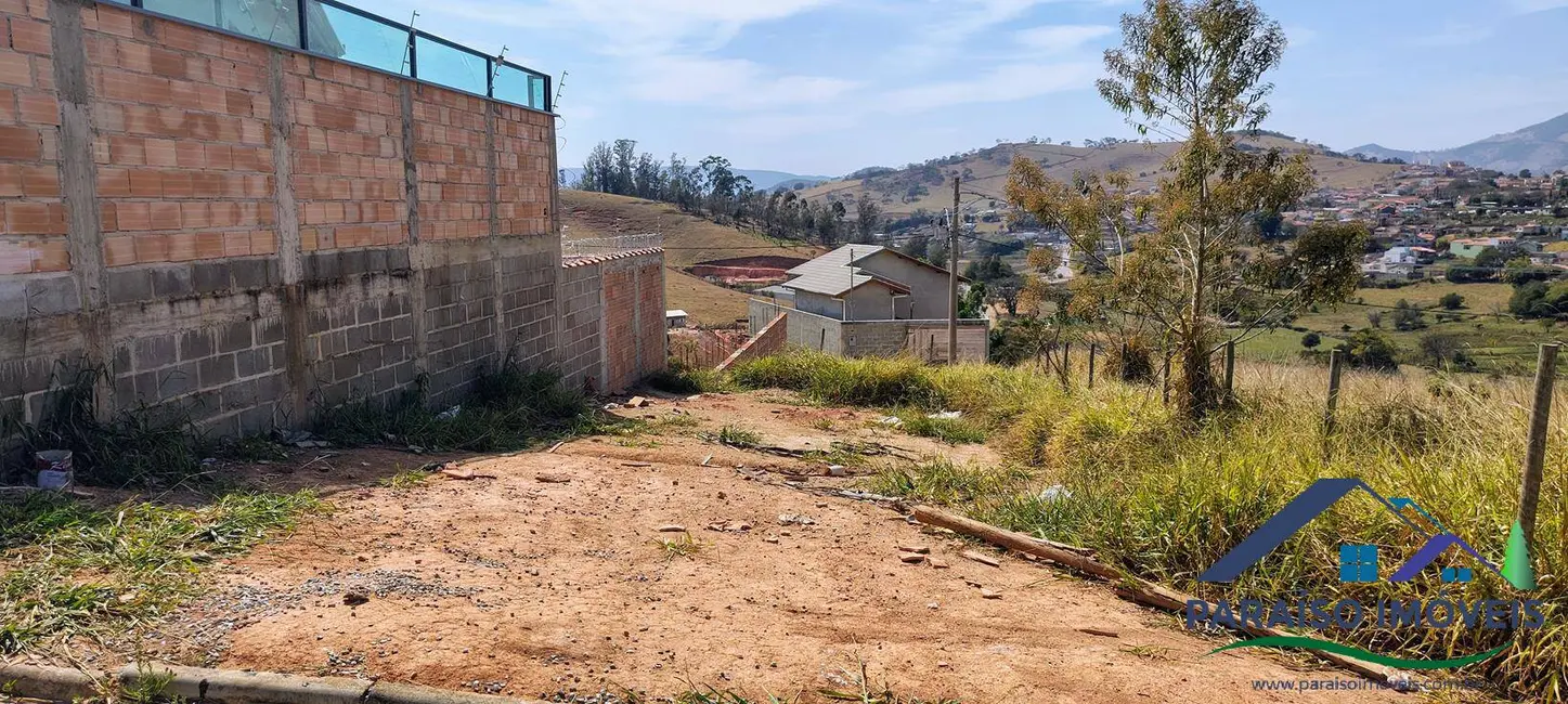 Terreno / Lote à venda, 150m2 em Centro, Paraisopolis - MG - imagem 4 Foto 4 de Terreno / Lote à venda, 150m2 em Centro, Paraisopolis - MG