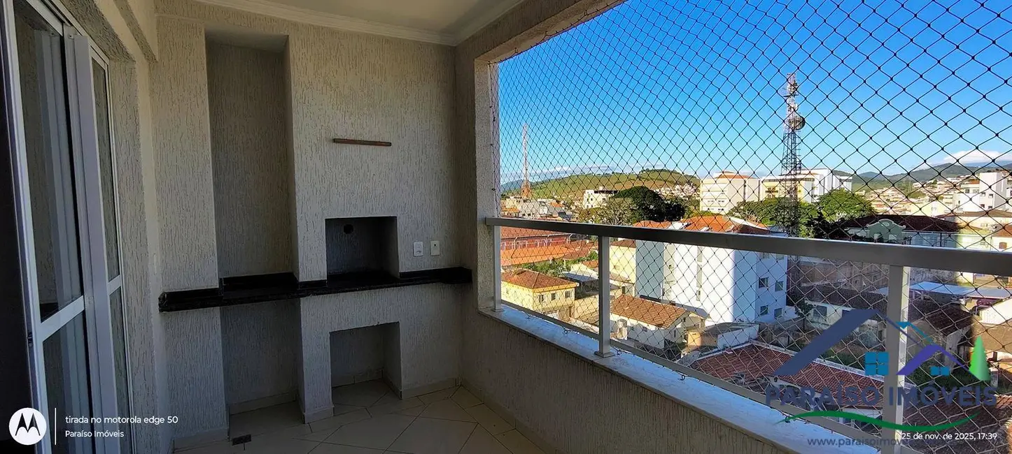 Foto 3 de Apartamento com 3 quartos à venda, 94m2 em Centro, Paraisopolis - MG