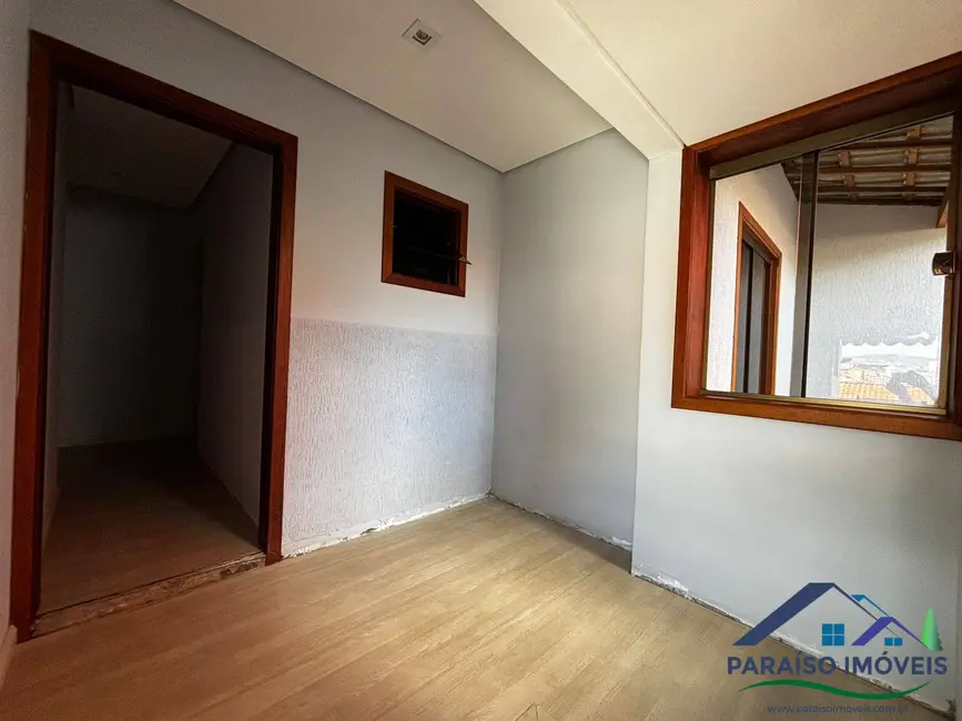 Foto 7 de Casa com 3 quartos à venda, 170m2 em Centro, Paraisopolis - MG