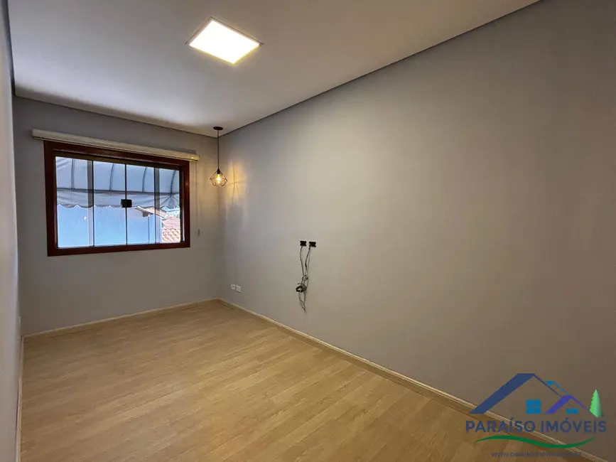 Foto 9 de Casa com 3 quartos à venda, 170m2 em Centro, Paraisopolis - MG
