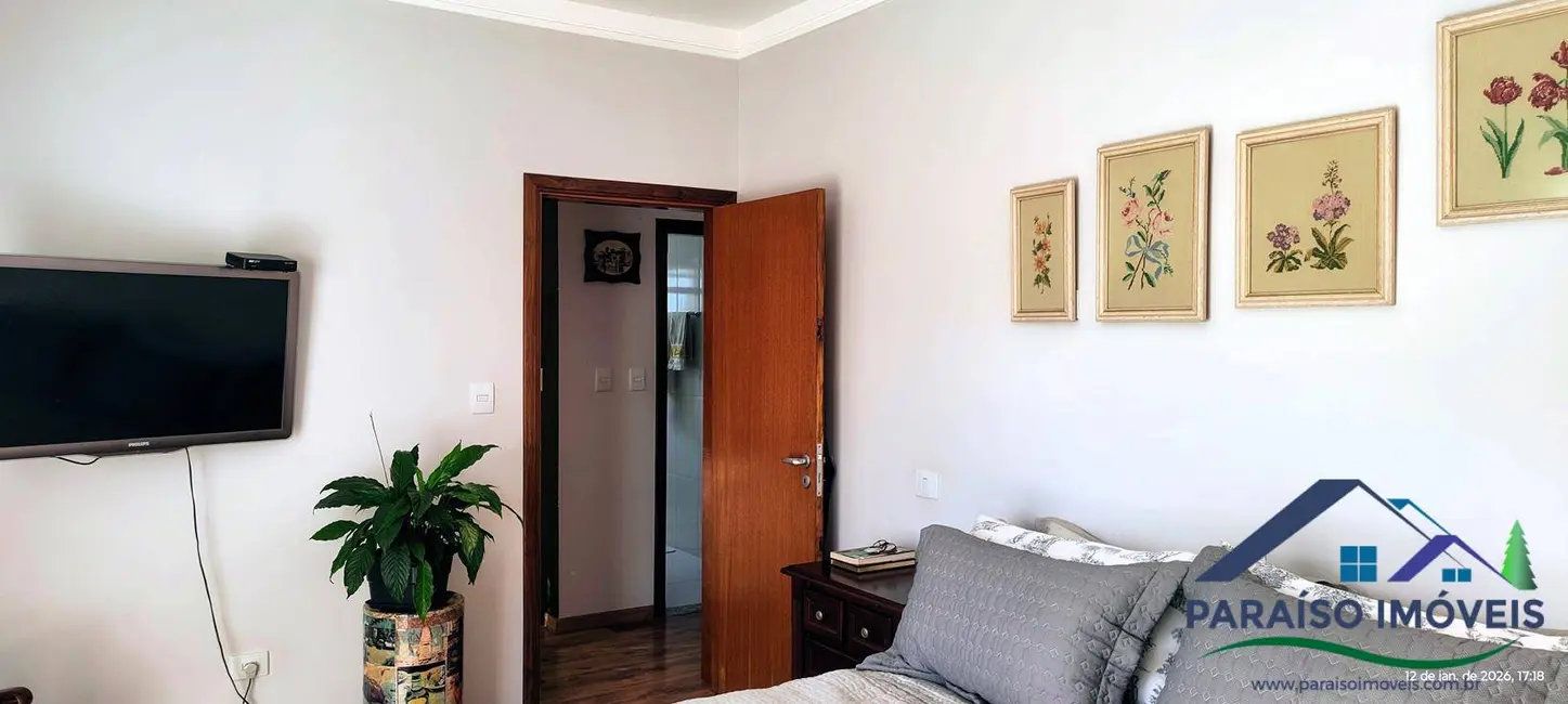 Foto 9 de Casa com 3 quartos à venda, 780m2 em Centro, Paraisopolis - MG