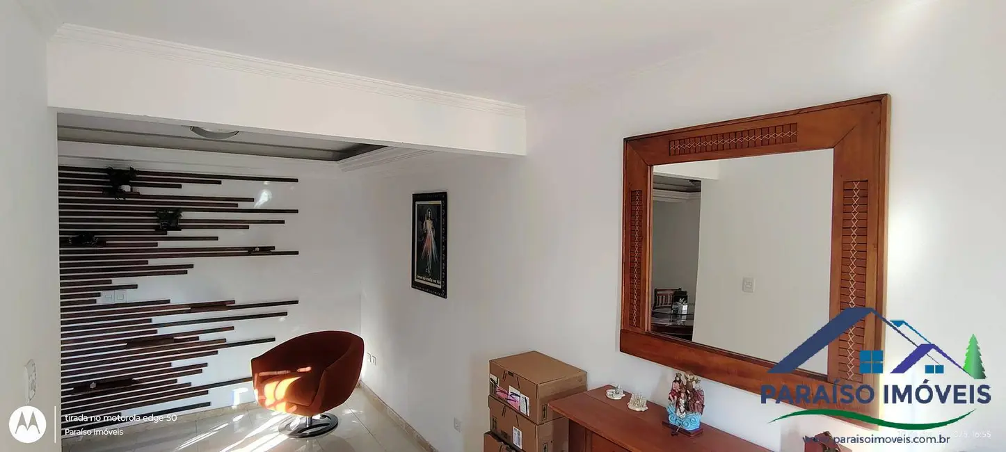 Foto 6 de Casa com 3 quartos à venda, 180m2 em Centro, Paraisopolis - MG