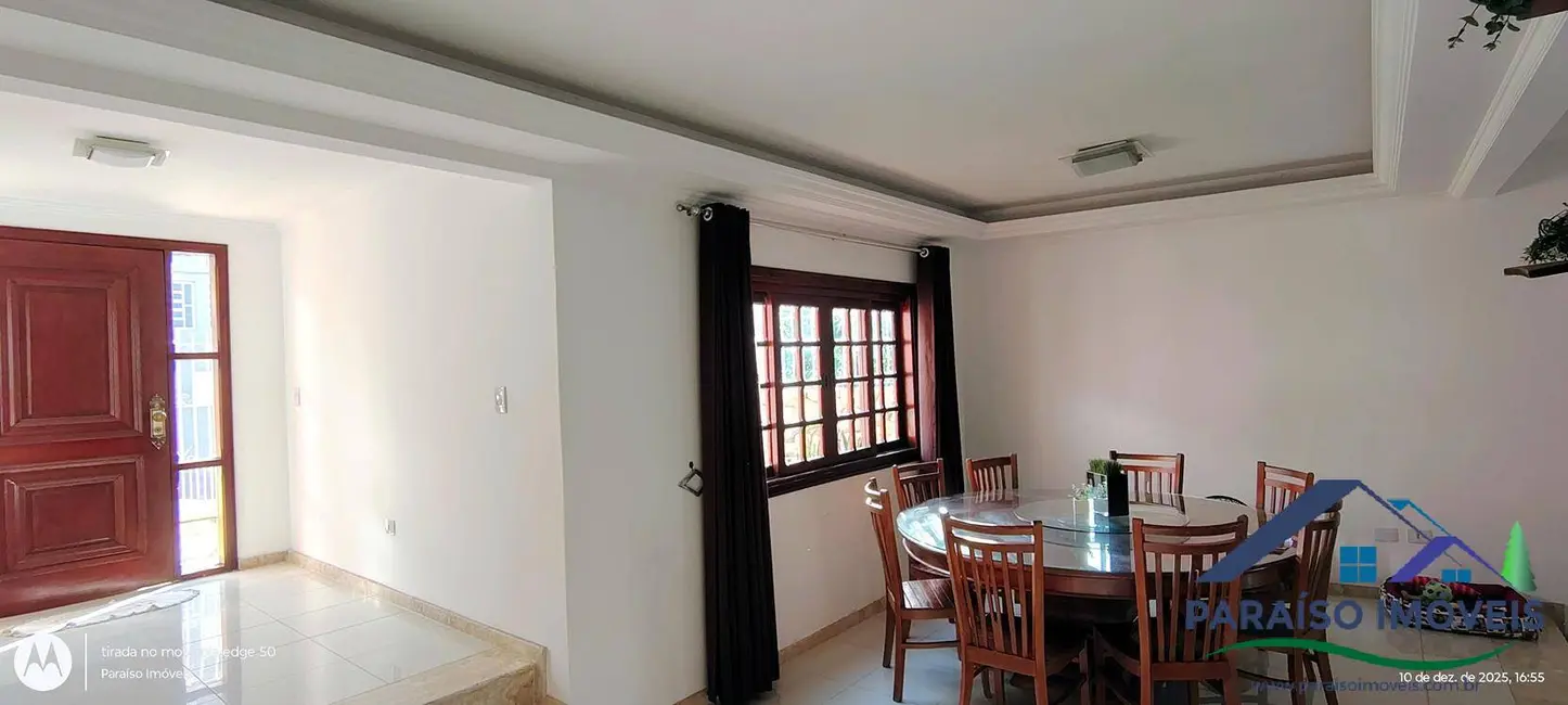 Foto 8 de Casa com 3 quartos à venda, 180m2 em Centro, Paraisopolis - MG