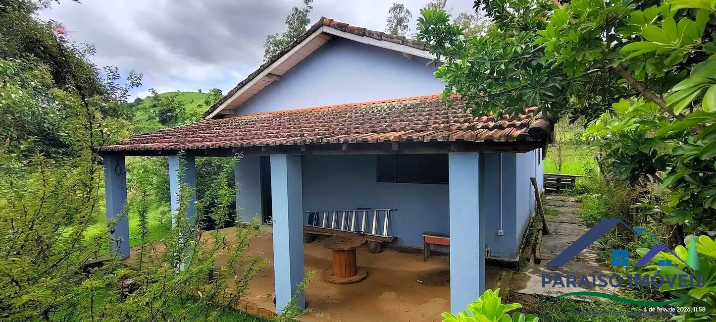 Foto 5 de Casa com 2 quartos à venda, 70m2 em Centro, Paraisopolis - MG