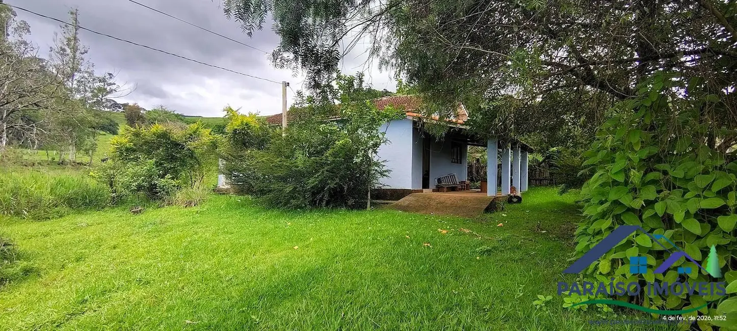 Foto 1 de Casa com 2 quartos à venda, 70m2 em Centro, Paraisopolis - MG