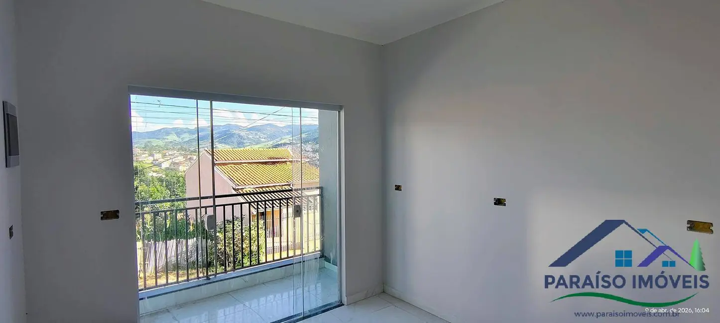 Foto 3 de Casa com 2 quartos à venda, 105m2 em Centro, Paraisopolis - MG