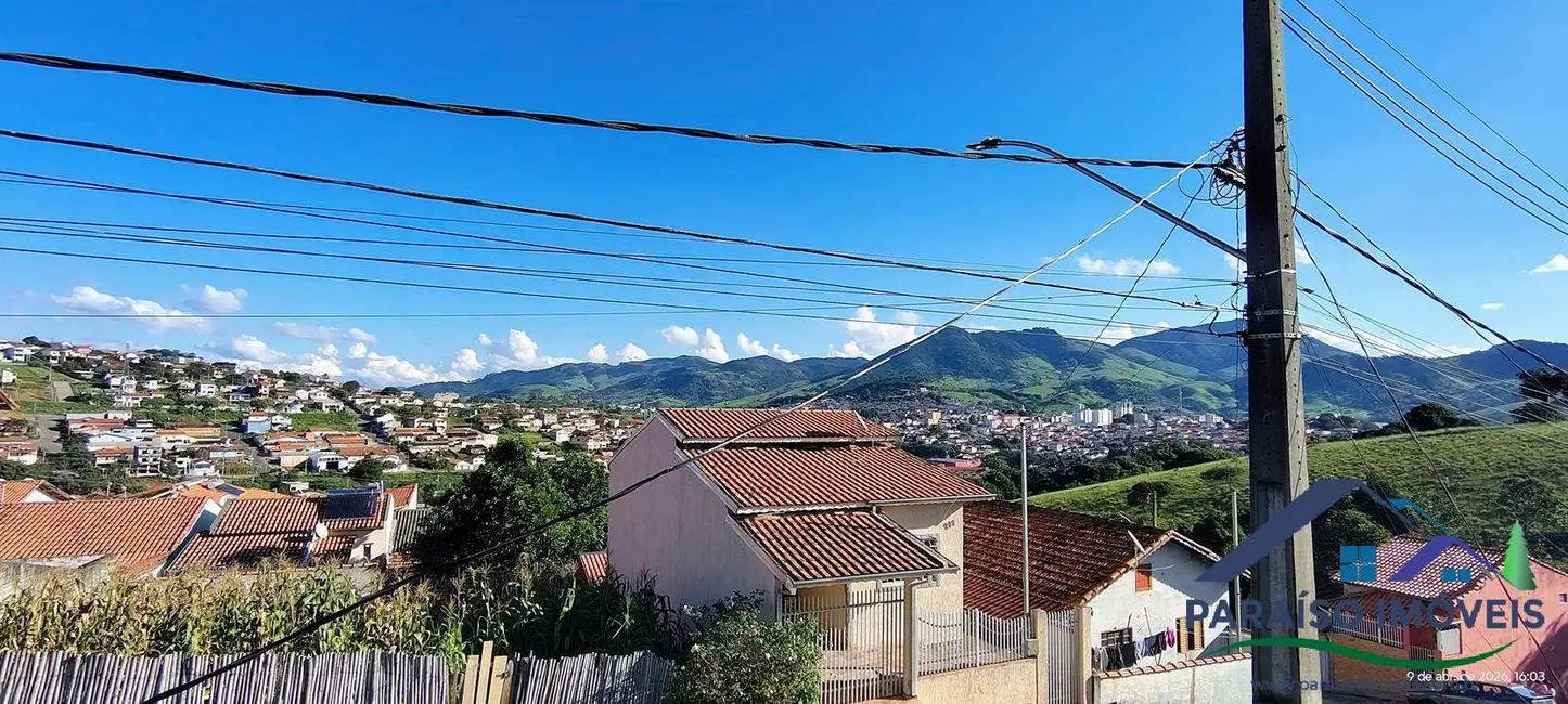 Foto 4 de Casa com 2 quartos à venda, 105m2 em Centro, Paraisopolis - MG