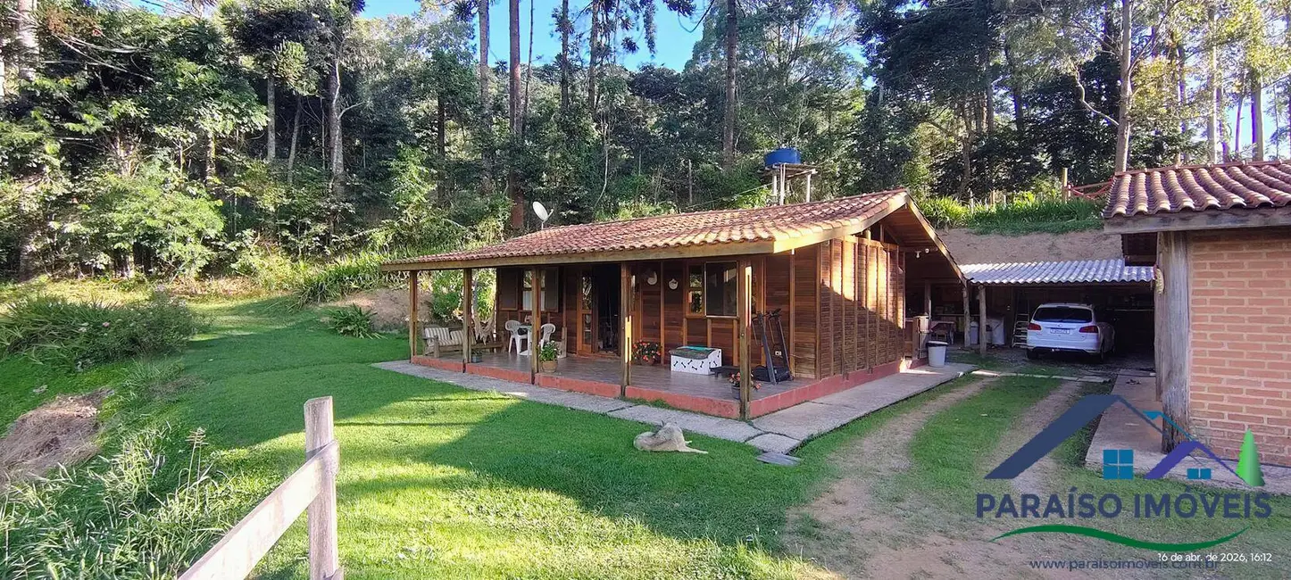 Foto 1 de Casa com 1 quarto à venda, 140m2 em Centro, Goncalves - MG