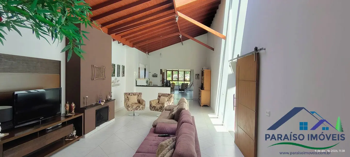 Foto 11 de Casa à venda, 320m2 em Paraisopolis - MG
