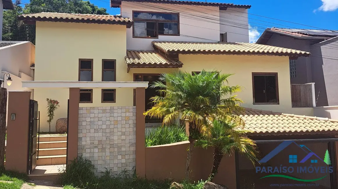 Foto 1 de Casa à venda, 210m2 em Centro, Cambui - MG