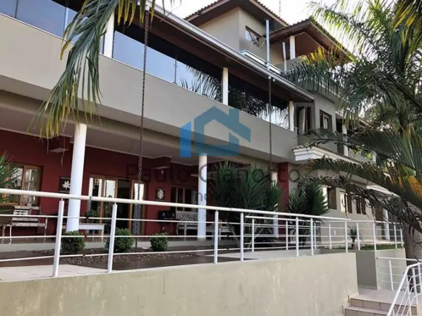 Foto 2 de Casa de Condomínio com 5 quartos à venda e para alugar, 1470m2 em Águas da Fazendinha, Carapicuiba - SP