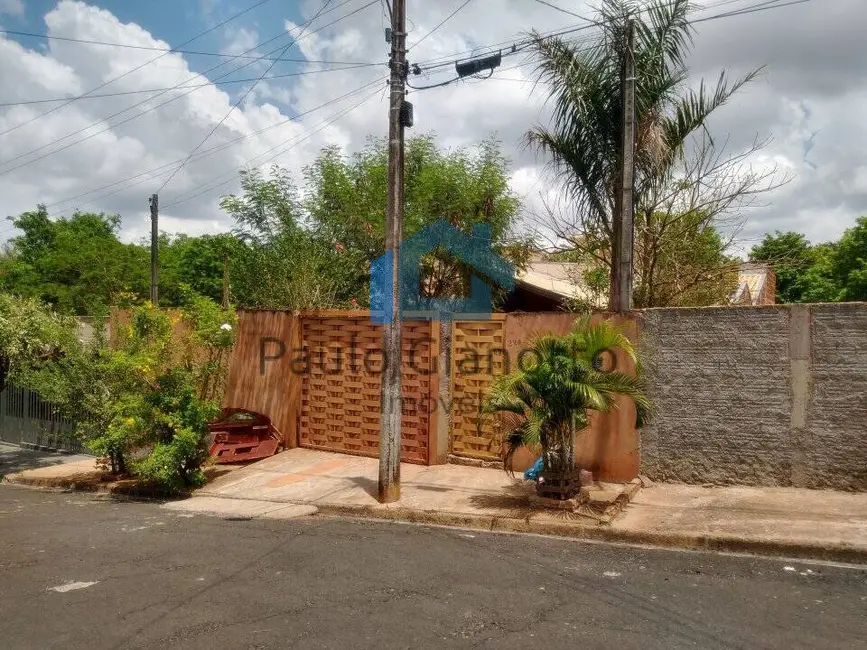 Foto 1 de Casa com 2 quartos à venda, 252m2 em Centro, Fernandopolis - SP