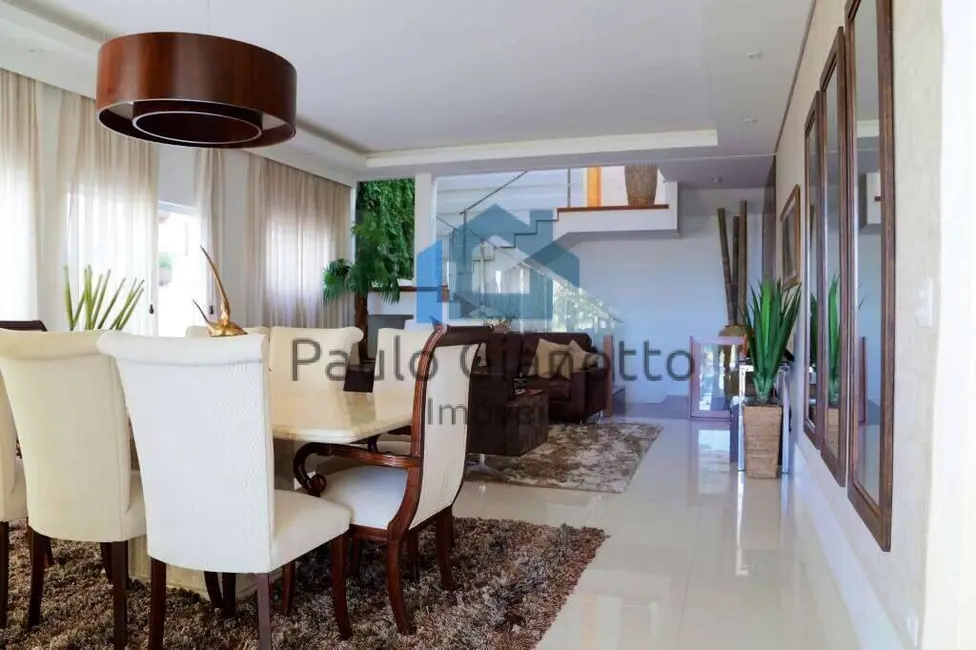 Casa de Condomínio com 3 quartos à venda, 555m2 em Golf Gardens, Carapicuiba - SP - imagem 8 Foto 8 de Casa de Condomínio com 3 quartos à venda, 555m2 em Golf Gardens, Carapicuiba - SP